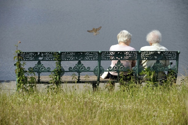 Bild vergrößern: Renten steigen ab Juli um 4,57 Prozent - erstmals bundeseinheitliche Anhebung
