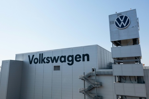 Bild vergrößern: Beschäftigte von Volkswagen in Tennessee stimmen über Gewerkschaftsbeitritt ab