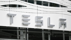 Entlassungen bei Tesla: Unternehmen will Mitarbeitende informieren