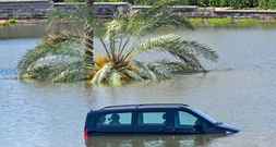 Betrieb am Flughafen von Dubai läuft nach Überschwemmungen langsam wieder an