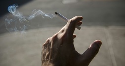 In Großbritannien diskutiertes Rauchverbot sorgt auch hierzulande für Debatte
