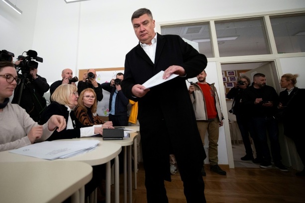 Bild vergrößern: Oberstes Gericht in Kroatien: Präsident Milanovic darf nicht Regierungschef werden
