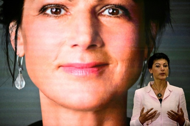 Bild vergrößern: BSW setzt bei Kampagne für Europawahl auf ganz Zugkraft von Sahra Wagenknecht