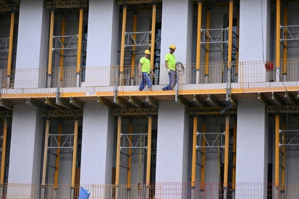 Bild vergrößern: Höhere Auftragseingänge im Baugewerbe - Branche sieht keinen Grund zu Entwarnung