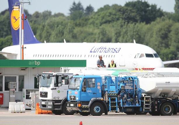 Bild vergrößern: Umwelthilfe klagt gegen Lufthansa