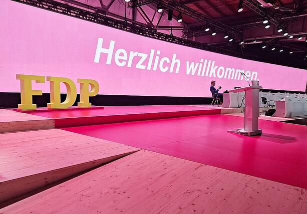 Bild vergrößern: Zweitägiger FDP-Parteitag beginnt
