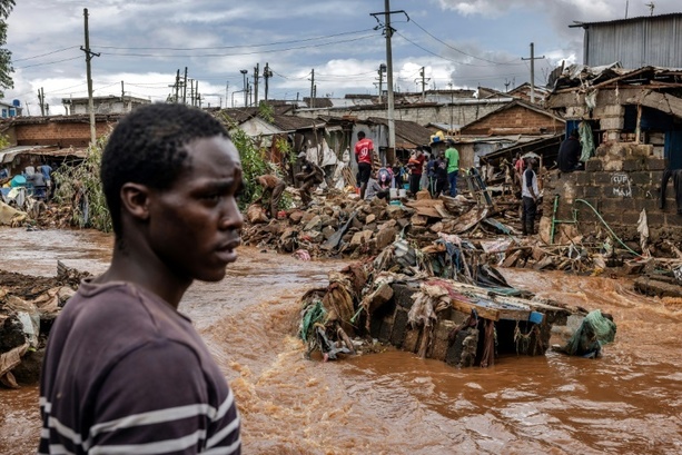 Bild vergrößern: Schon 76 Tote bei Überschwemmungen in Kenia - Regierung warnt vor weiterem Hochwasser