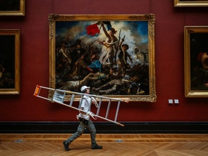 Berhmtes Freiheits-Gemlde im Pariser Louvre nach Restaurierung wieder zu sehen