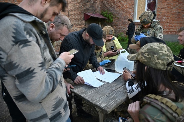 Bild vergrößern: Kiew: Russland startet massive Bodenoffensive in ostukrainischer Region Charkiw