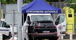 Zwei Vollzugsbeamte bei Angriff auf Gefangenentransporter in Frankreich getötet