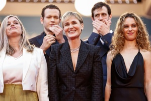 1000 MeToo-Betroffene in Cannes: Schauspielerin Godrche stellt Kurzfilm vor