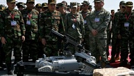 Chinesisches Militär präsentiert kriegstauglichen Roboter-Hund in Kambodscha