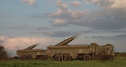 Russland gibt Beginn von Atomwaffenübung nahe der Ukraine bekannt