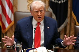 Trump droht Hamas bei Weigerung mit gewaltsamer Entwaffnung Trump droht Hamas bei Weigerung mit gewaltsamer Entwaffnung