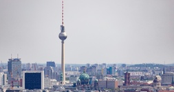 Razzia in Berliner Hotels: Zwei Frauen wegen Zwangsprostitution festgenommen