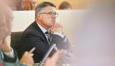 Rhein hält Minderheitsregierungen in Zukunft für realistisch