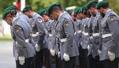 Neuer Wehrdienst: Breuer will alle jungen Männer mustern lassen