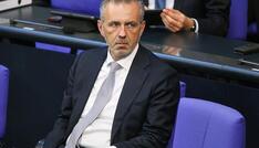 Regierung drängt Industrie zu Investitionen in KI in Deutschland