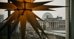 Bundestag verabschiedet Steuererleichterungen für Bürger und Gastronomie