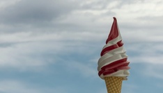 Anleger mit angeblich lukrativer Idee von Eis mit Alkohol betrogen: Haftstrafe