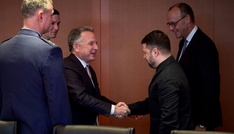 Selenskyjs Gespräche mit US-Gesandten in Berlin vorerst zu Ende - Fortsetzung am Montag