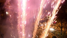 Mutmaßlicher Handel mit illegaler Pyrotechnik: Mehrere Durchsuchungen in Bayern