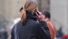 Telefon weiter beliebteste Methode für Neujahrsgrüße