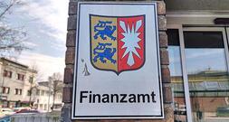 Spahn will Investoren mit Steueranreiz nach Deutschland holen