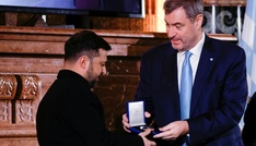 Selenskyj nimmt in München stellvertretend für alle Ukrainer Kleist-Preis entgegen