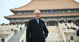 Merz schließt China-Reise ab: Besuch in Verbotener Stadt und Tech-Metropole Hangzhou