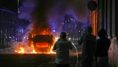Ausländerfeindliche Proteste nach Messerangriff in Belfast eskalieren