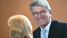 Kulturstaatsminister Weimer will europäische Eigentümerstruktur für TikTok