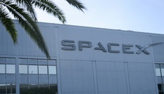 SpaceX schreibt rote Zahlen: Raumfahrtkonzern enttäuscht nach Rekordbörsengang