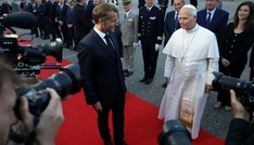 Papst nach viertägigem Frankreich-Besuch nach Rom aufgebrochen
