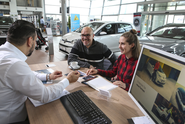 Bild vergrößern: Neuwagen-Rabatte  - Nachlässe sollen Kunden locken  