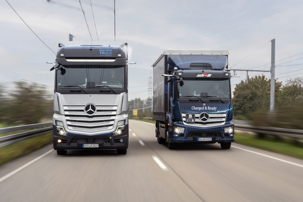 Bild vergrößern: Daimler Truck: Zulassung für Wasserstoff-Lkw