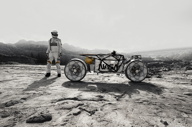 Bild vergrößern: Hookie Tardigade steht zum Verkauf - Mond-Motorrad bei Mobile