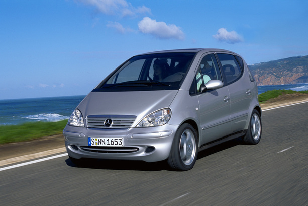 Bild vergr&ouml;&szlig;ern: Senioren am Steuer  - Selten riskant, manchmal tüdelig