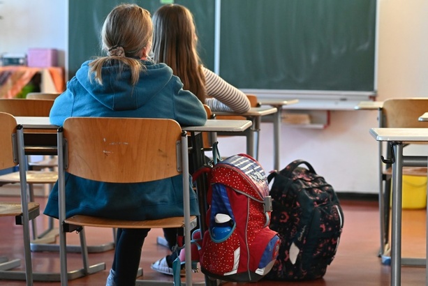 Bild vergrößern: Deutschland verzeichnete 2022 erneut vierthöchste Schulabbrecherquote in EU