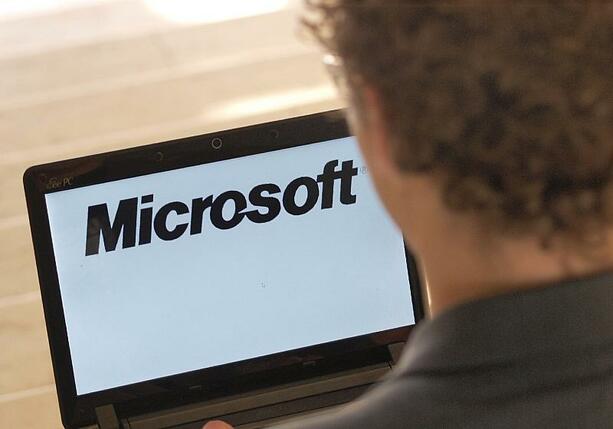 Bild vergrößern: Microsoft will Milliarden in KI in Deutschland investieren
