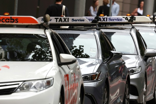 Bild vergrößern: Vergleich: Uber zahlt Taxifahrern in Australien 164 Millionen Euro Entschädigung