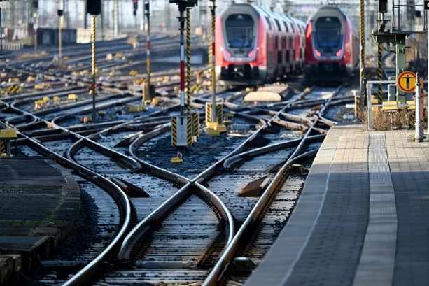 Bild vergrößern: Allianz pro Schiene: Arbeitsagentur muss Lokführer als Engpassberuf einstufen