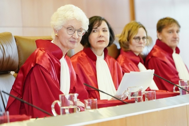 Bild vergrößern: Schutz des Verfassungsgerichts: Buschmann legt Union Gesetzesentwurf vor