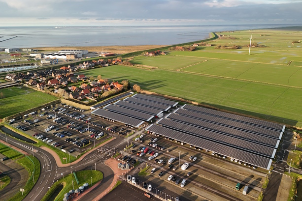 Bildergalerie: Riesiger Ladepark in Norddeich - Volle Akkus für Inselgäste 