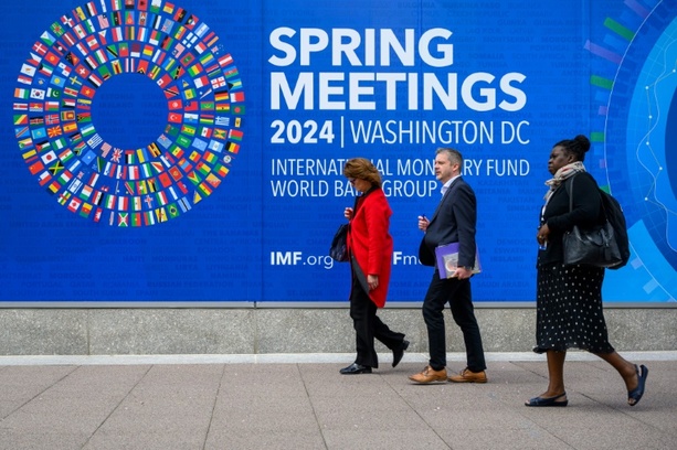 Bild vergrößern: IWF senkt BIP-Erwartung für Deutschland und hebt Prognose für Weltwirtschaft an