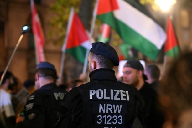 Bild vergrößern: Deutlicher Anstieg bei antisemitischen Straftaten in Nordrhein-Westfalen