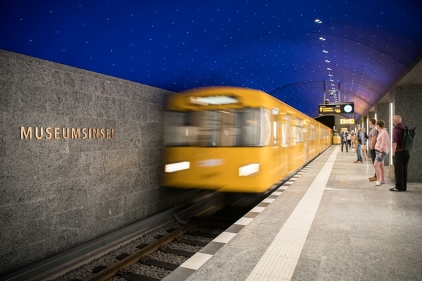 Bild vergrößern: Verkehrsminister: Preis für Deutschlandticket nach 2024 weiter unklar