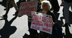 Studenten in Argentinien protestieren gegen Sparkurs von Präsident Milei