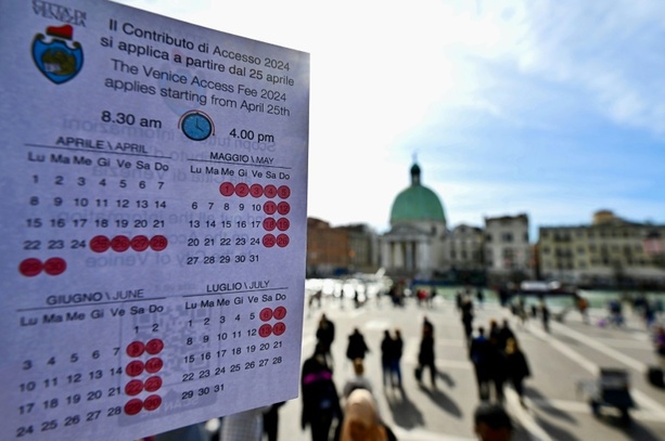 Bild vergrößern: Umstrittene Tagesgebühr für Touristen in Venedig wird erstmals erhoben