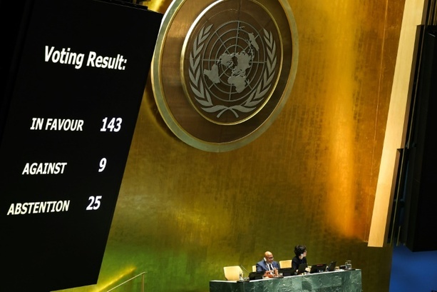 Bild vergrößern: UN-Vollversammlung spricht sich für Vollmitgliedschaft von Palästinensern aus